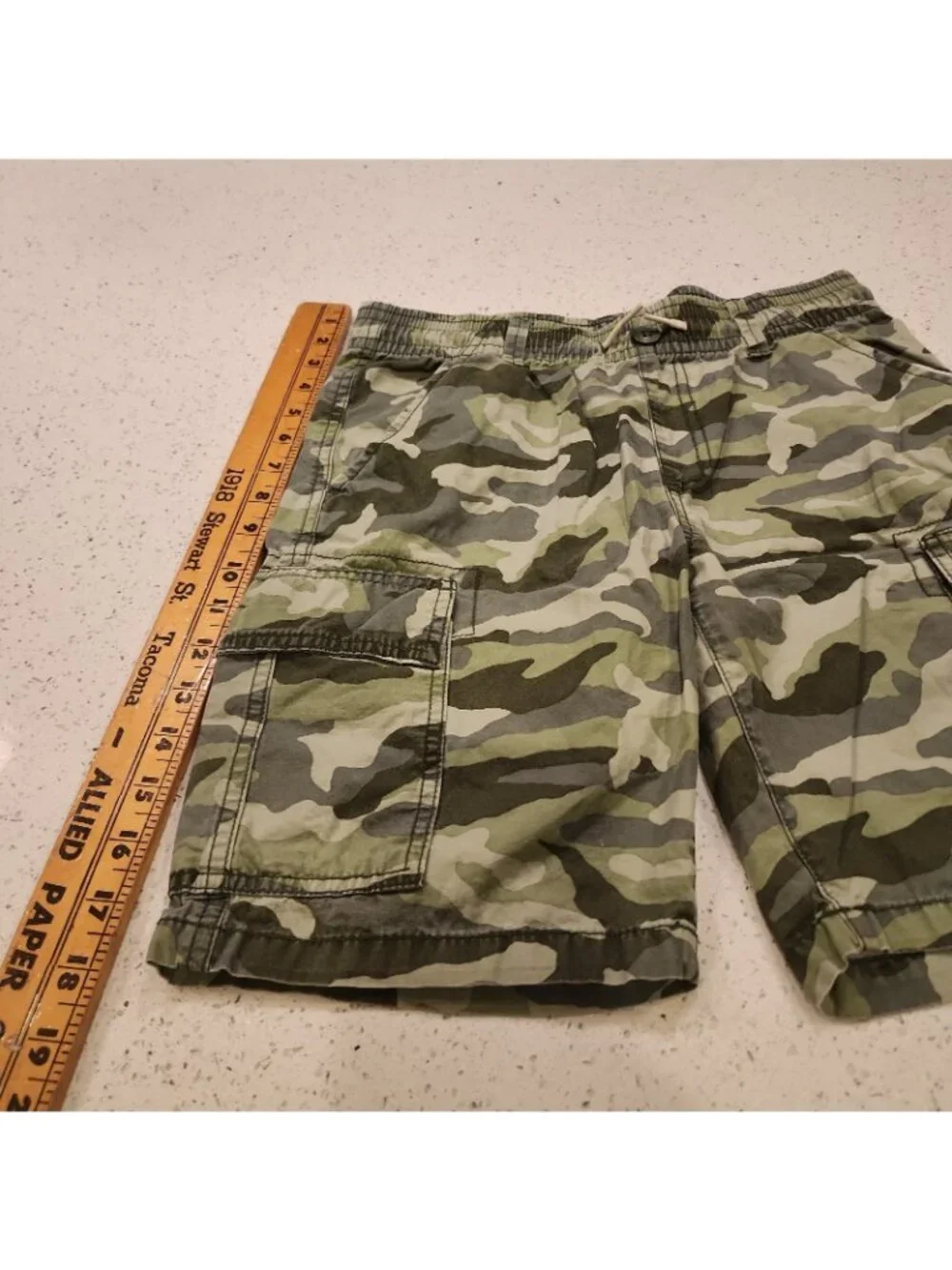 The Children's Place Boys Camouflage Shorts 10 Husky